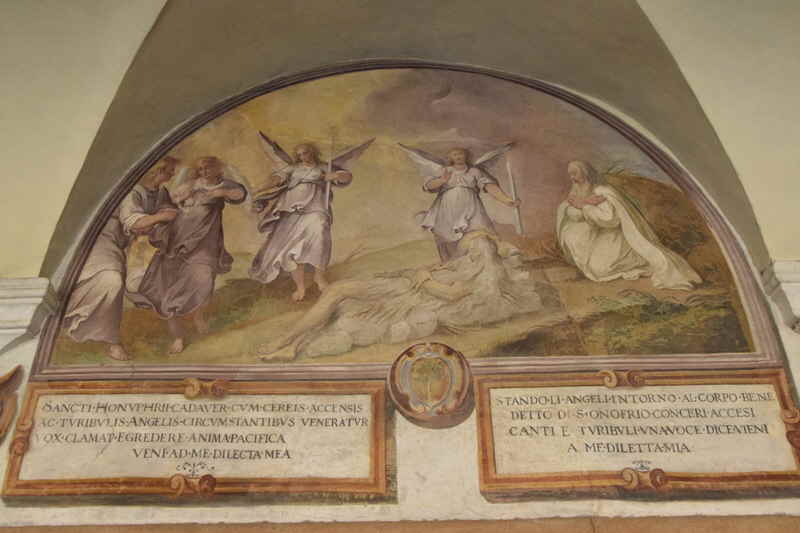 Piazza_di_S_Onofrio-Chiesa_omonima-Chiostro (28)