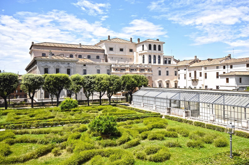 via_Quattro_Fontane-Palazzo_Barberini-Giardino (2)