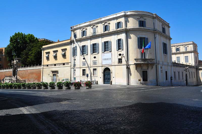 Piazza_del_Quirinale-Palazzo del Quirinale-Scuderie (2)