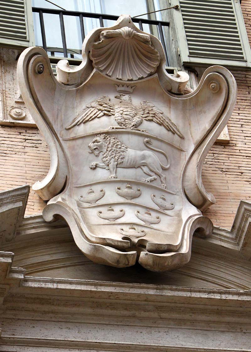 Piazza_SS_Apostoli-Palazzo_Odescalchi (4)