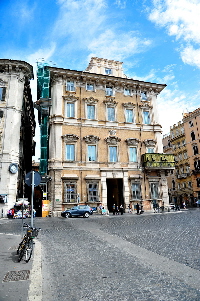 Piazza_Venezia-Palazzo_Bonaparte (5)