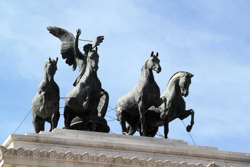 Piazza_Venezia-Vittoriano-Quadriga (5)