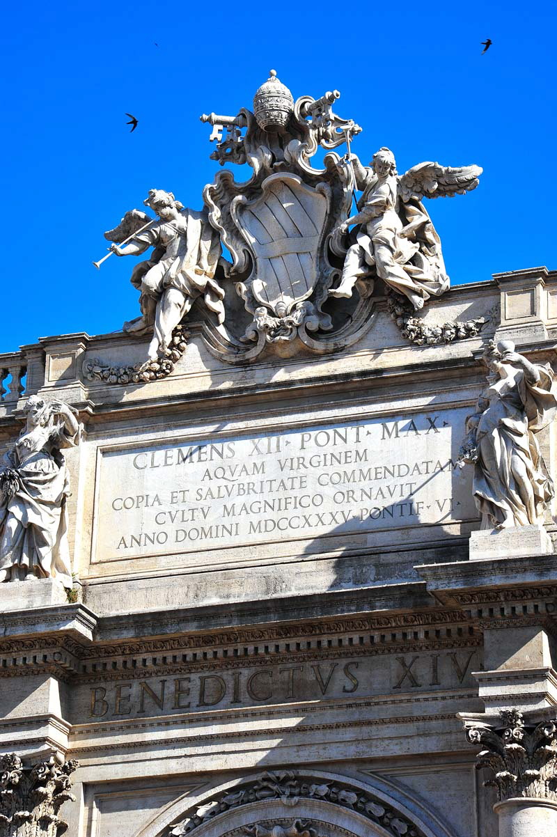 Piazza_di_Trevi-Fontana_Acqua_Vergine (3)