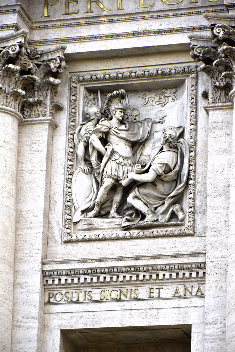 Piazza_di_Trevi-Fontana (3)