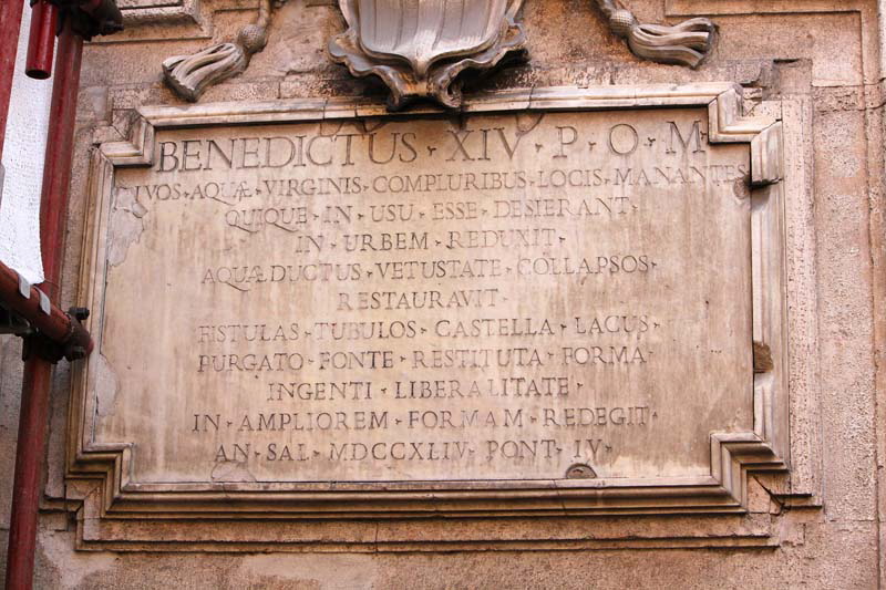 Via_della_Stamperia-Lapide_Benedetto_XIV